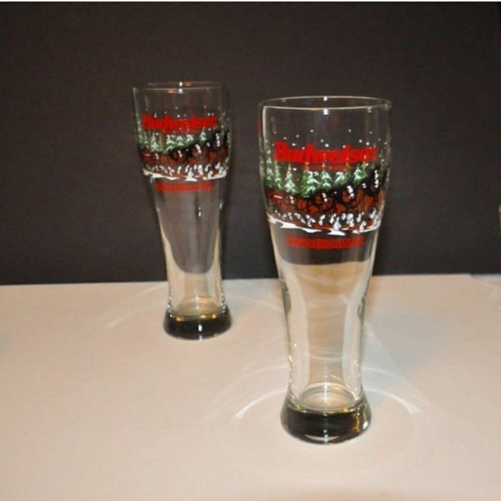 Set of 2 Official Budweiser Clydesdale Beer Glasses